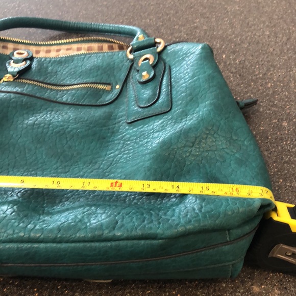 Jessica Simpson purse - Picture 11 of 16